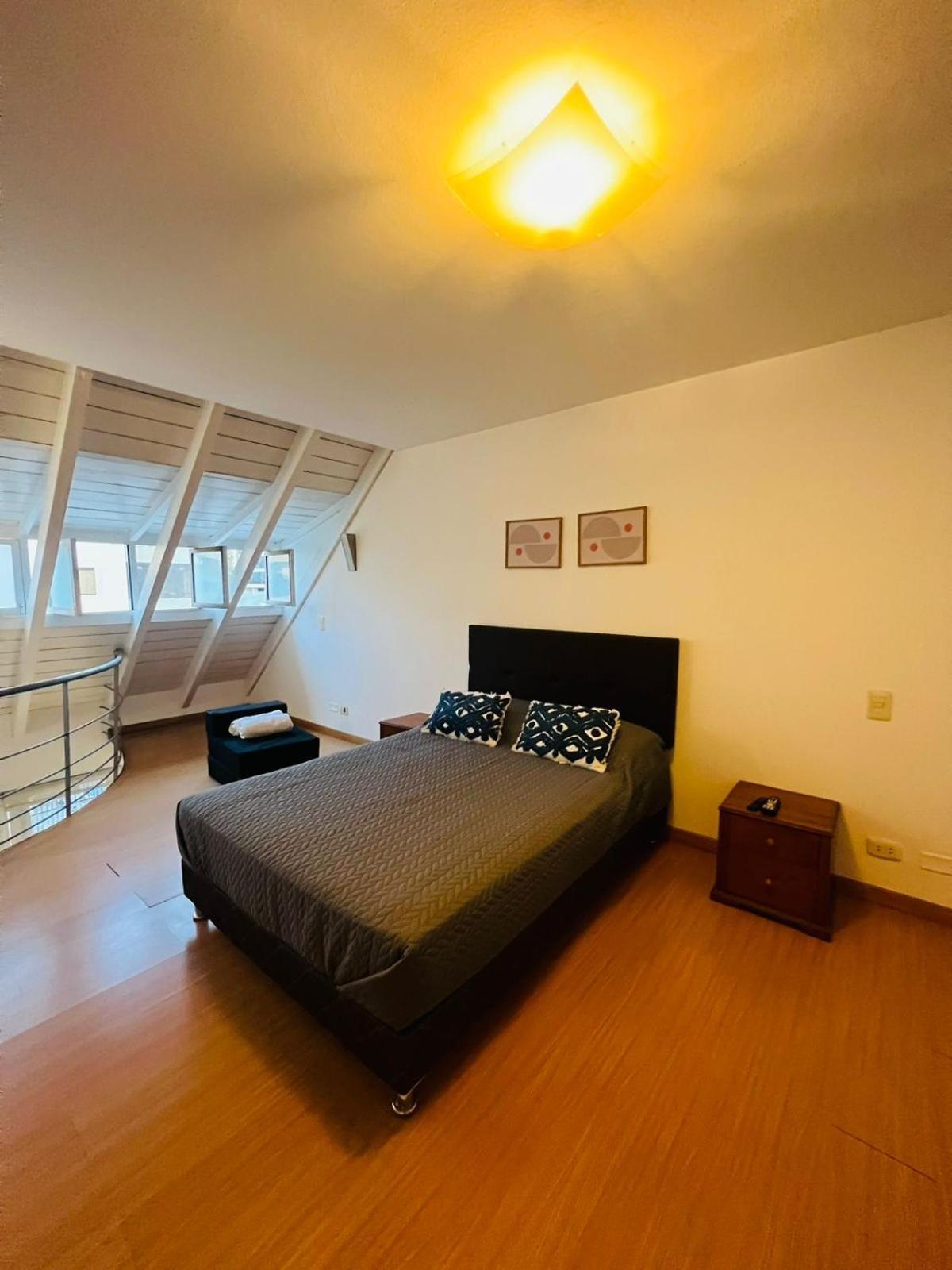 Duplex A Media Cuadra De La Embajada Eeuu Apartamento Lima